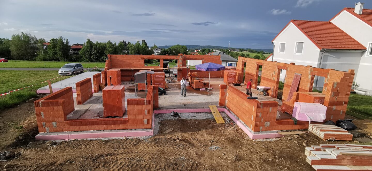 3922 Großschönau, Neubau